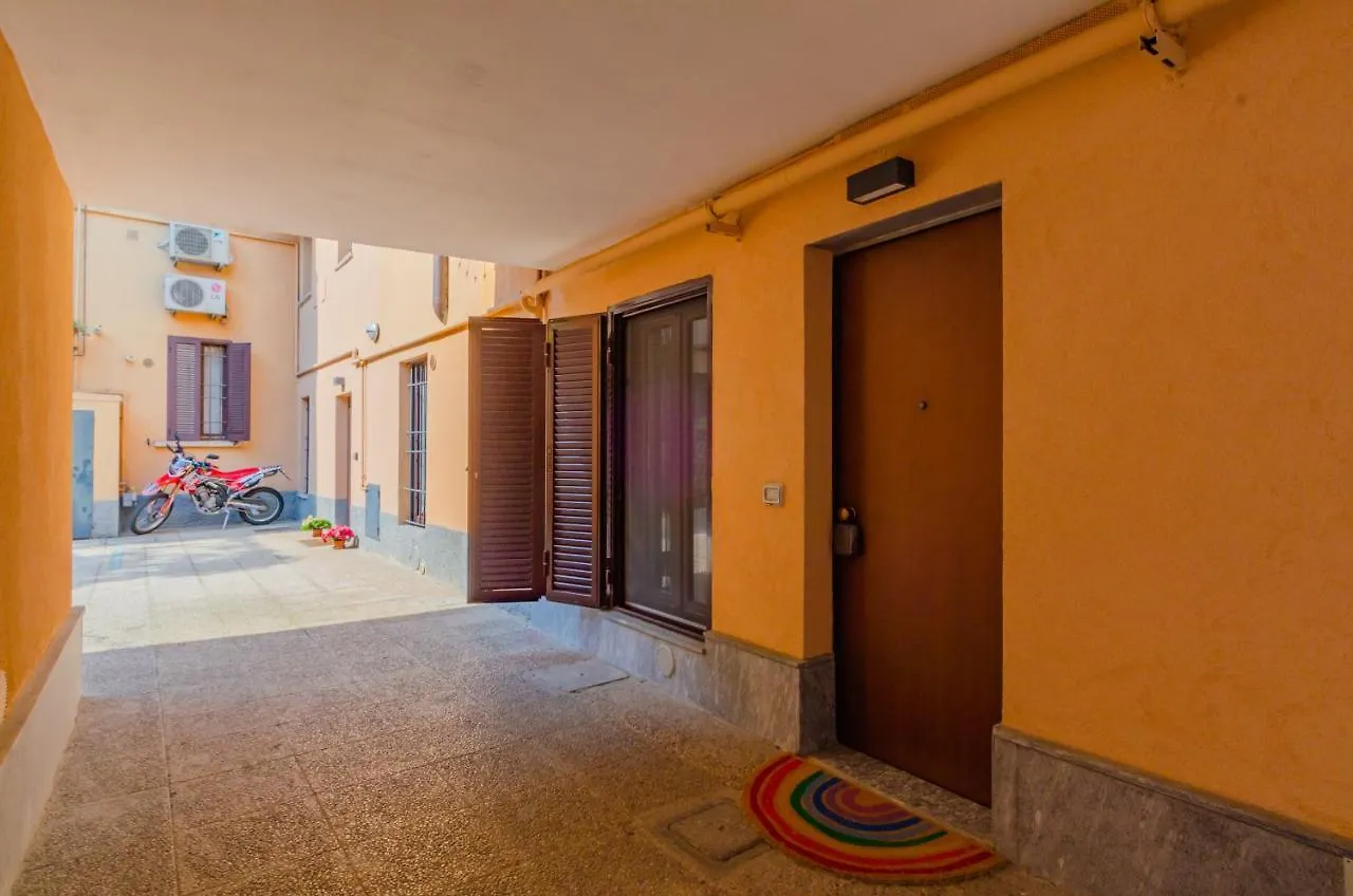 Navigli-Tortona - Aesthetic Suite Milan 0*,  Italie