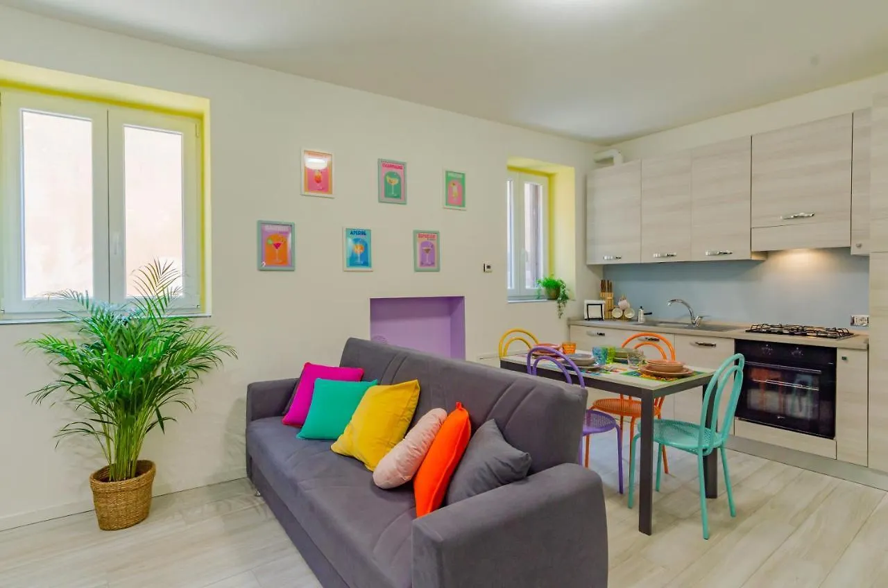 Navigli-Tortona - Aesthetic Suite Milan 0*,  Italy